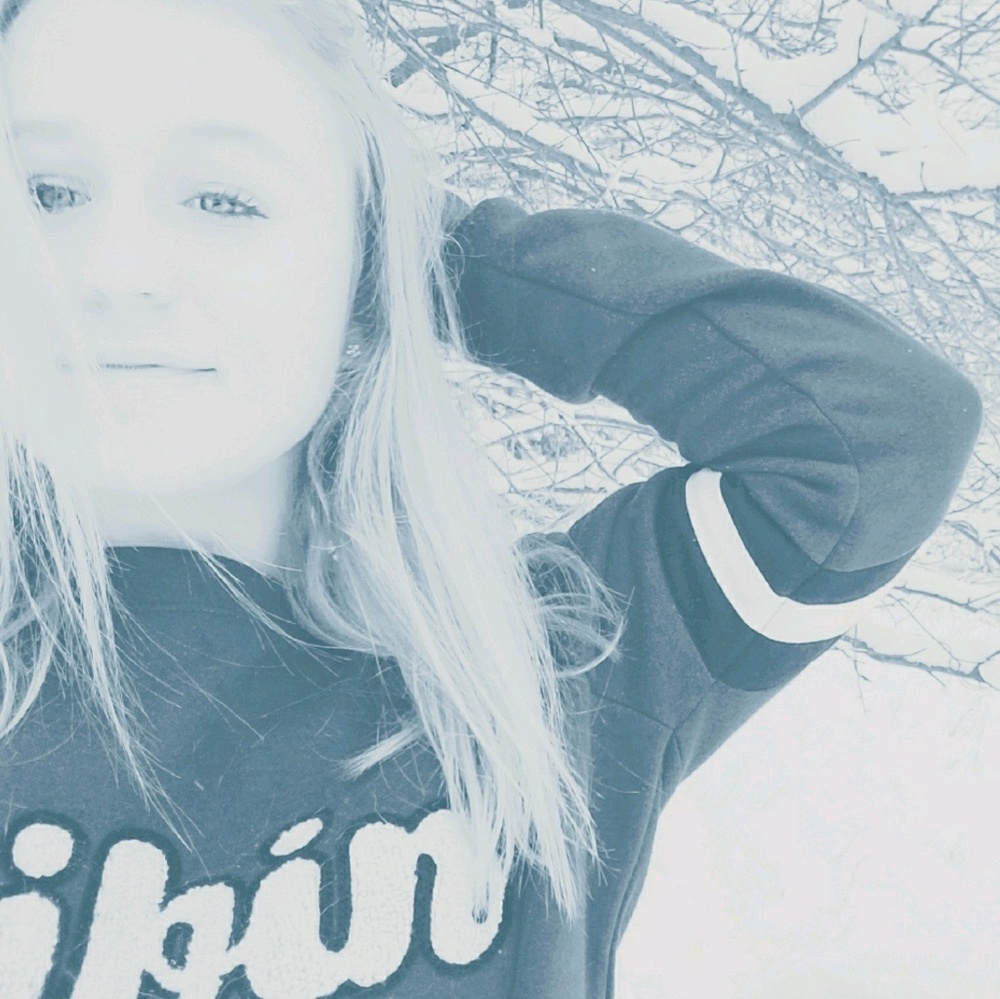 Meet your Posher, Naomi